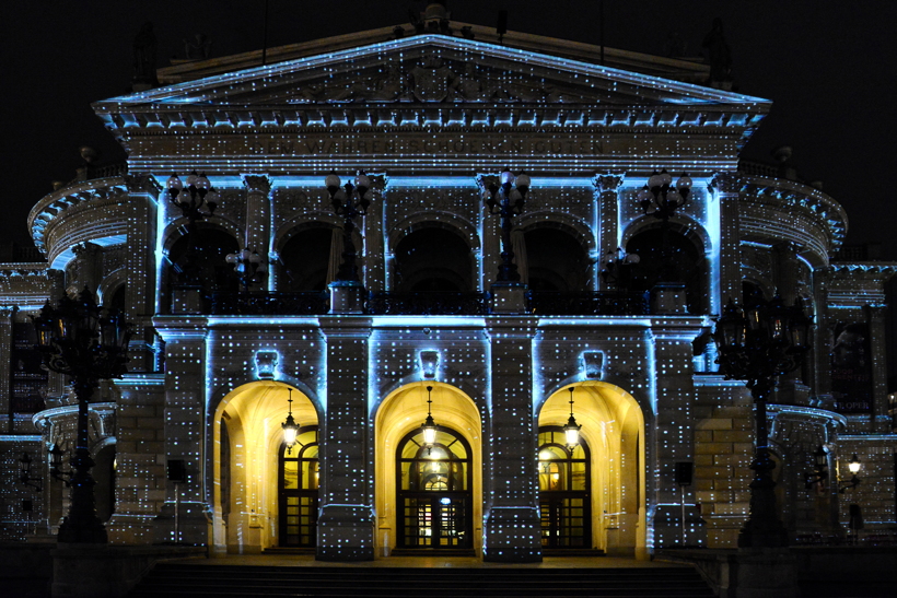 Alte Oper in Frankfurt am Main Luminale-Premiere für die Alte Oper