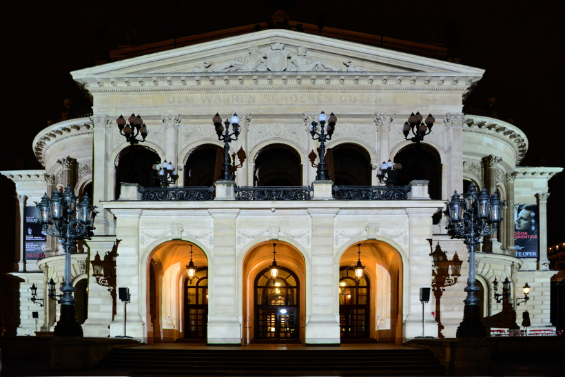 Alte Oper in Frankfurt am Main Luminale-Premiere für die Alte Oper