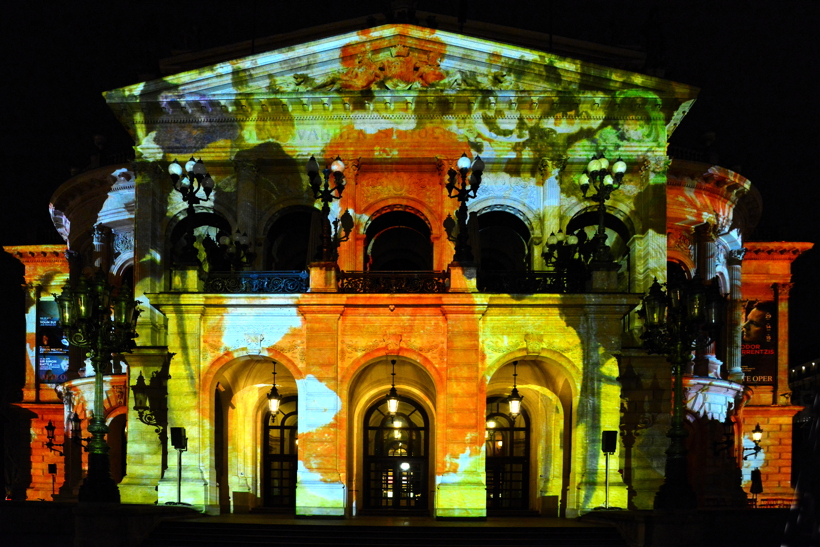 Alte Oper in Frankfurt am Main Luminale-Premiere für die Alte Oper