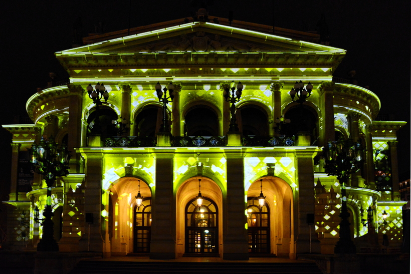 Alte Oper in Frankfurt am Main Luminale-Premiere für die Alte Oper 2018