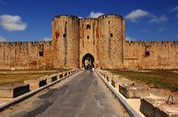 Arles, Provence, Camargue, Alpilles