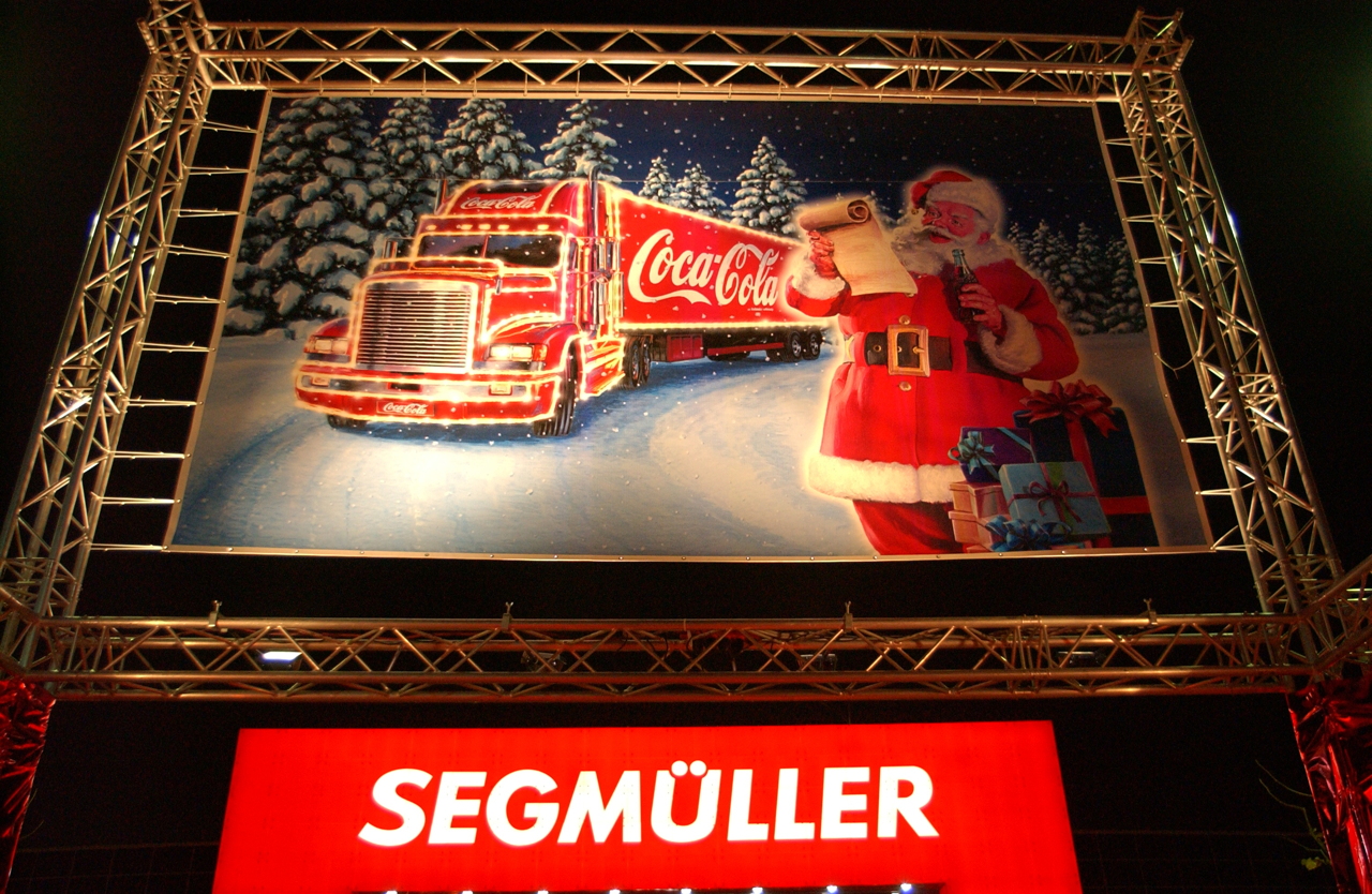 Coca-Cola Weihnachtstrucks 2004 Darmstadt-Weiterstadt Segmüller