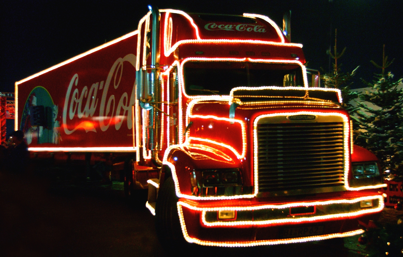 Coca-Cola Weihnachtstrucks 2004 Darmstadt-Weiterstadt Segmüller