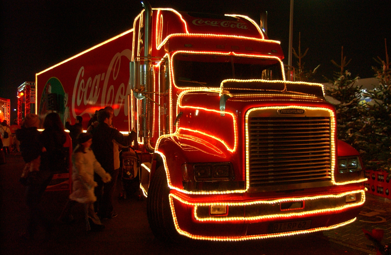 Coca-Cola Weihnachtstrucks 2004 Darmstadt-Weiterstadt Segmüller