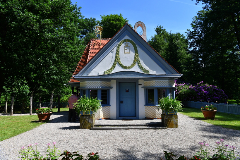 Prinzessinnenhaus 1902 Joseph Maria Olbrich Schloss Wolfsgarten Egelsbach Prinzessin Elisabeth von Hessen ein Kindertraum bis heute