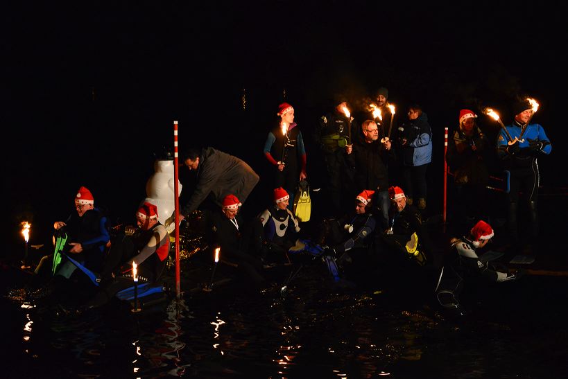 Fackelschwimmen Badesee Walldorf 2016 Interessengemeinschaft Rettungsdienst Badesee