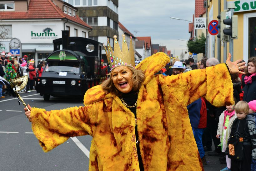 Mörfelden-Walldorf Helau, feiert die Fastnacht 2014 mit einem Faschingsumzug