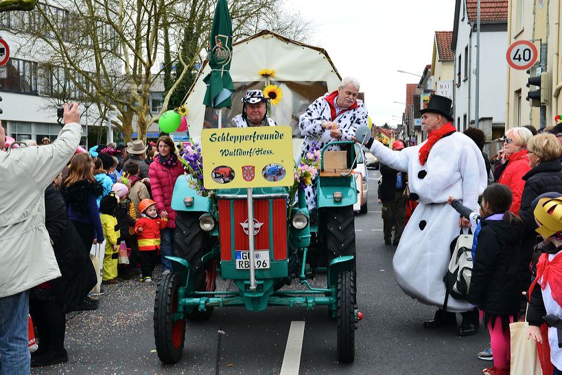 Mörfelden-Walldorf Helau, feiert die Fastnacht 2014 mit einen Faschingsumzug