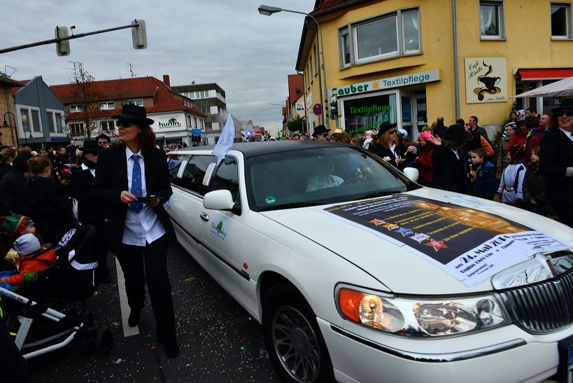 Mörfelden-Walldorf Helau, feiert die Fastnacht 2014 mit einem Faschingsumzug