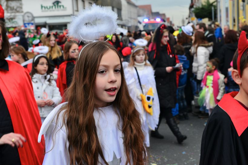 Mörfelden-Walldorf Helau, feiert die Fastnacht 2014 mit einem Faschingsumzug