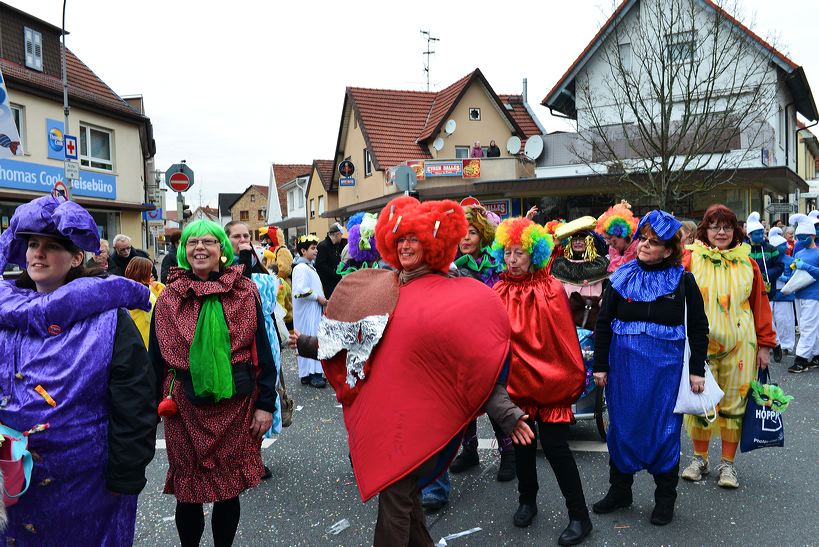 Mörfelden-Walldorf Helau, feiert die Fastnacht 2014 mit einem Faschingsumzug