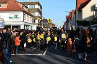  Fastnacht 2016 Mörfelden-Walldorf feiert mit einem Faschingsumzug im Stadtteil Mörfelden Helau