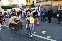  Fastnacht 2016 Mörfelden-Walldorf feiert mit einem Faschingsumzug im Stadtteil Mörfelden Helau