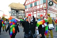  Fastnacht 2016 Mörfelden-Walldorf feiert mit einem Faschingsumzug im Stadtteil Mörfelden Helau