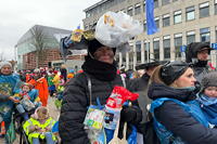 Helau Walldorfer Fastnachtsumzug närischer Lindwurm kleine und große Narren am Rathaus im Stadtteil Walldorf 2026