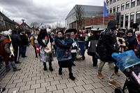 Helau Walldorfer Fastnachtsumzug närischer Lindwurm kleine und große Narren am Rathaus im Stadtteil Walldorf 2026