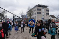 Helau Walldorfer Fastnachtsumzug närischer Lindwurm kleine und große Narren am Rathaus im Stadtteil Walldorf 2026