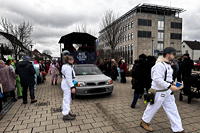 Helau Walldorfer Fastnachtsumzug närischer Lindwurm kleine und große Narren am Rathaus im Stadtteil Walldorf 2026