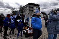 Helau Walldorfer Fastnachtsumzug närischer Lindwurm kleine und große Narren am Rathaus im Stadtteil Walldorf 2026