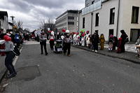 Helau Walldorfer Fastnachtsumzug närischer Lindwurm kleine und große Narren am Rathaus im Stadtteil Walldorf 2026