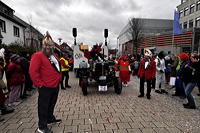 Helau Walldorfer Fastnachtsumzug närischer Lindwurm kleine und große Narren am Rathaus im Stadtteil Walldorf 2026