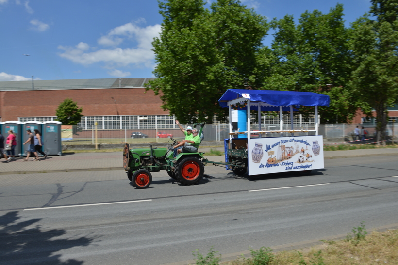 Großer Festzug 2017 beim Hessentag in Rüsselsheim