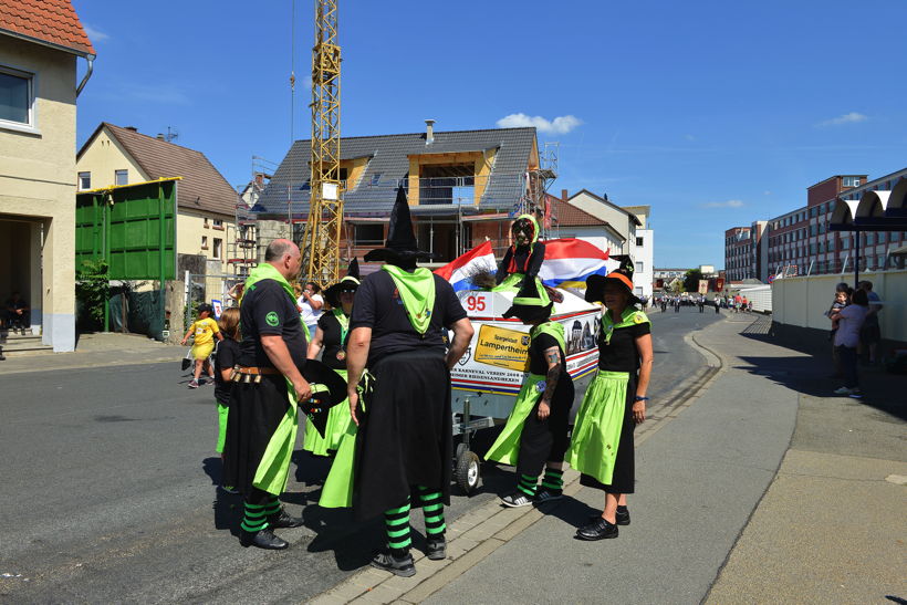 Großer Festzug 2017 beim Hessentag in Rüsselsheim