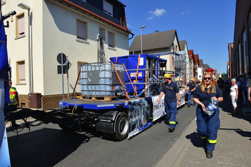 Großer Festzug 2017 beim Hessentag in Rüsselsheim