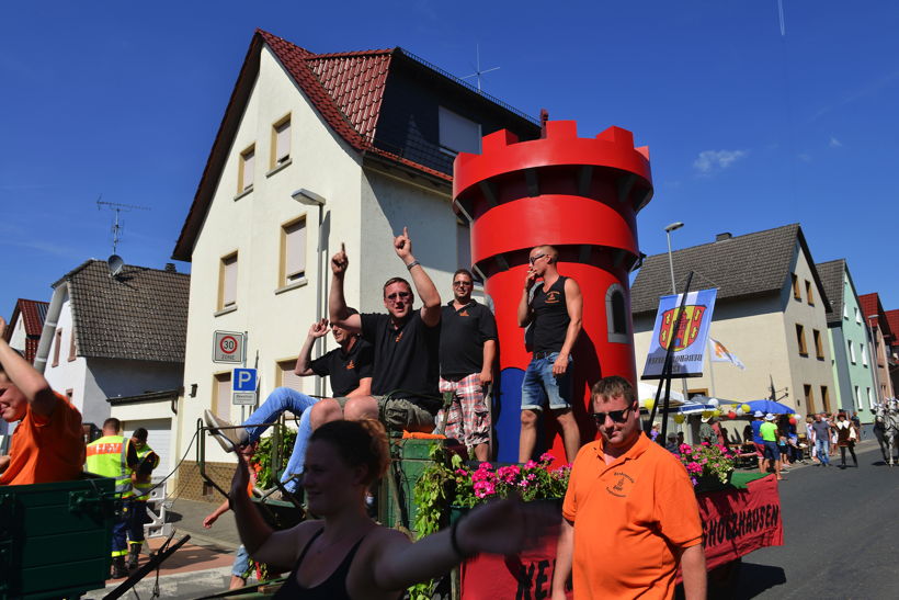 Großer Festzug 2017 beim Hessentag in Rüsselsheim