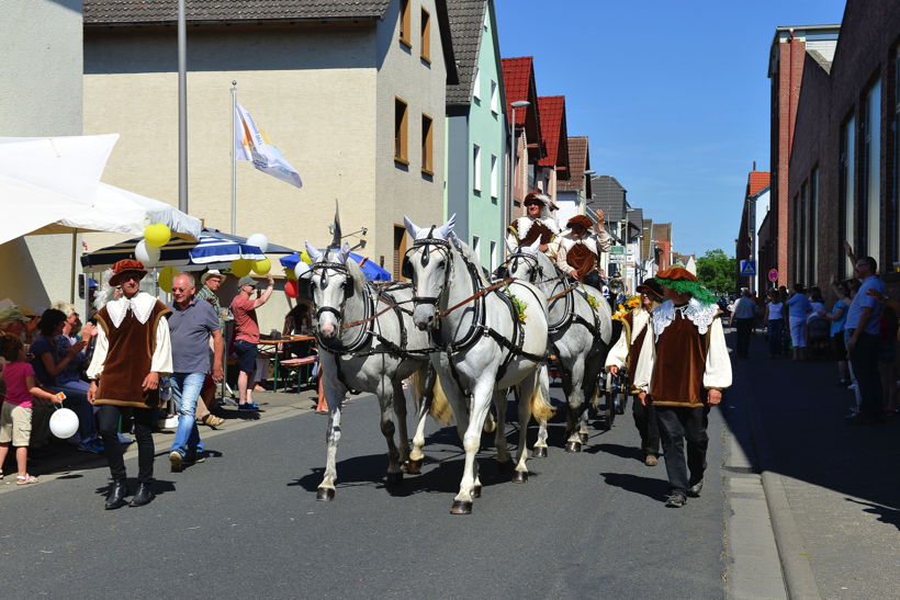 Großer Festzug 2017 beim Hessentag in Rüsselsheim