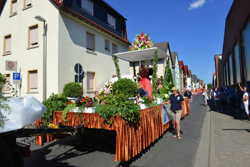 Großer Festzug 2017 beim Hessentag in Rüsselsheim