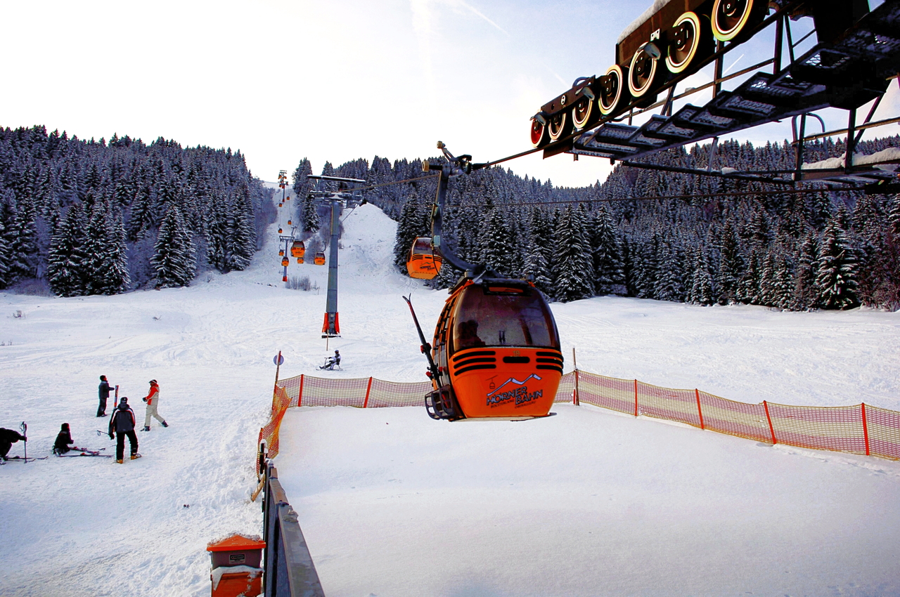 Hörnerbahn nur 7km von Oberstdorf in Bolsterlang längster Höhen-Winterwanderwege im Allgäu mit Berghaus Schwaben