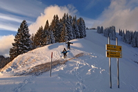 Hörnerbahn nur 7km von Oberstdorf in Bolsterlang längste Höhen-Winterwanderwege im Allgäu mit Berghaus Schwaben