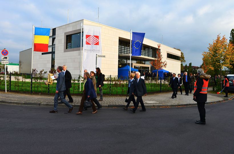 Frankfurt Ikeda Peace Culture Centre Opening 2015 - Buddhistisches Friedenszentrum für ganz Europa in Mörfelden-Walldorf