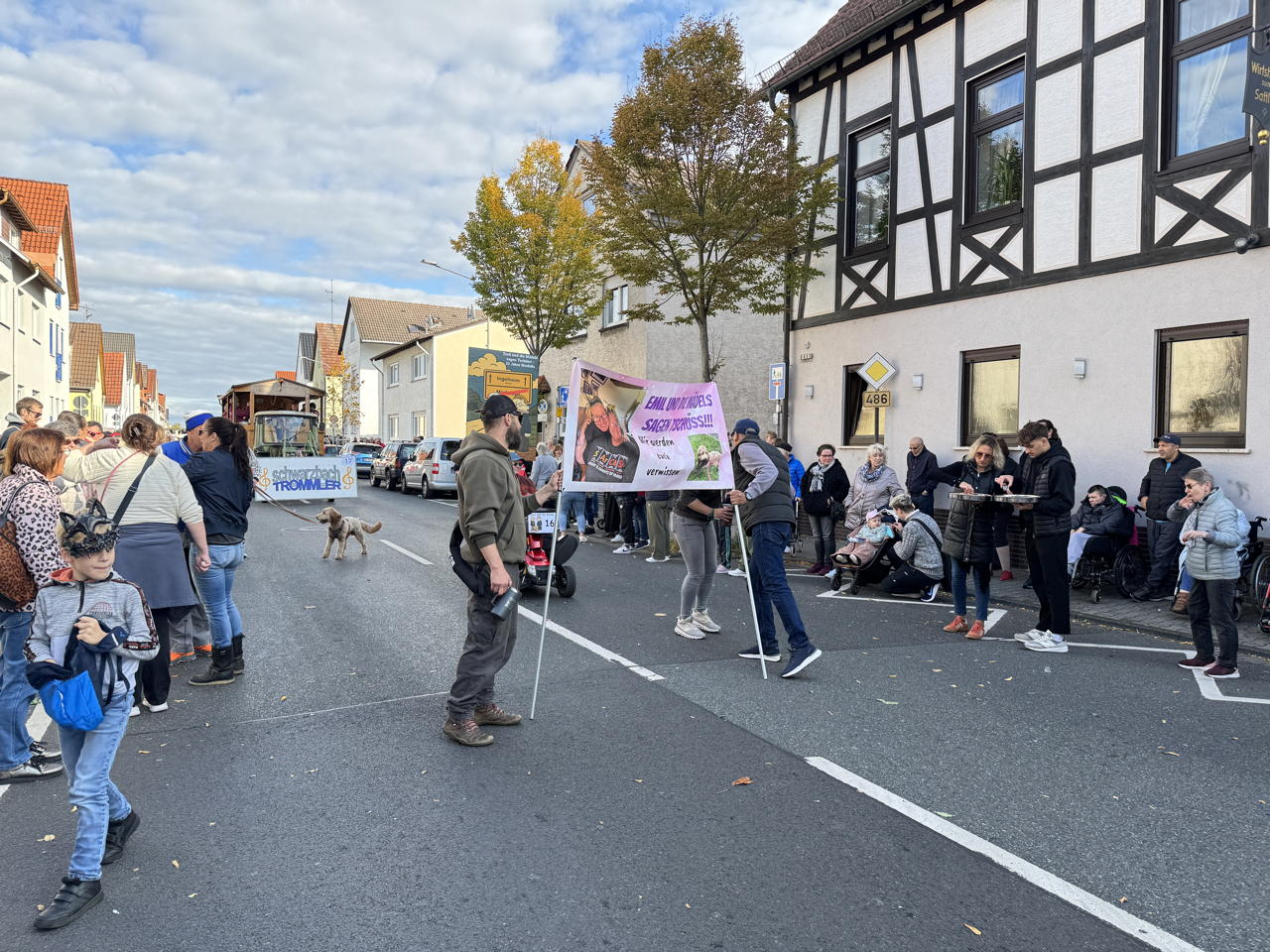 Auf zur Merfeller Kerb 2025 es ist wieder Kerwezeit mit den Merfeller Kerweborschen und der Kerweumzug durch Mörfelden