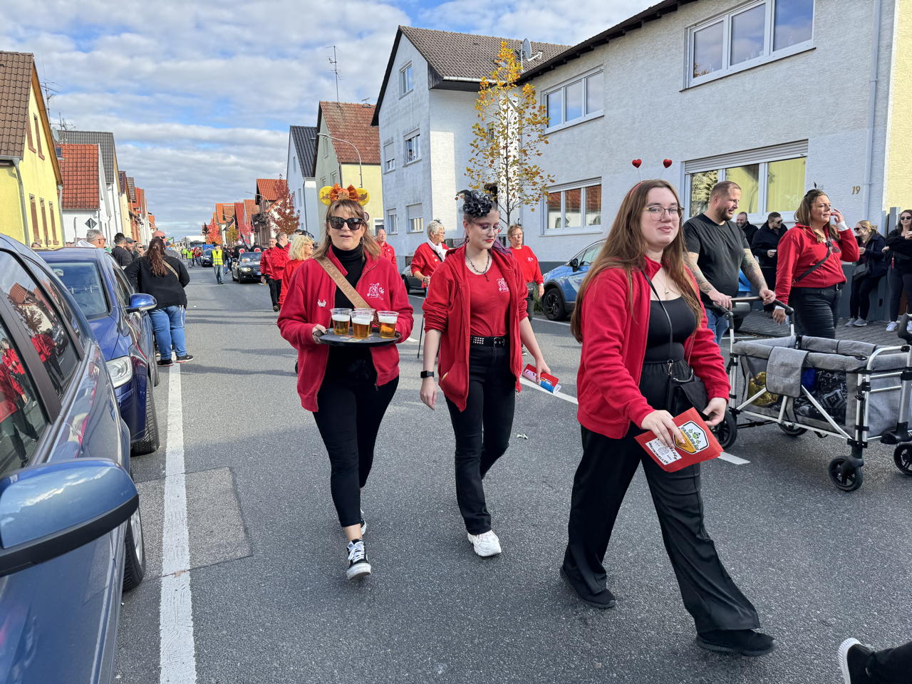 Auf zur Merfeller Kerb 2025 es ist wieder Kerwezeit mit den Merfeller Kerweborschen und der Kerweumzug durch Mörfelden