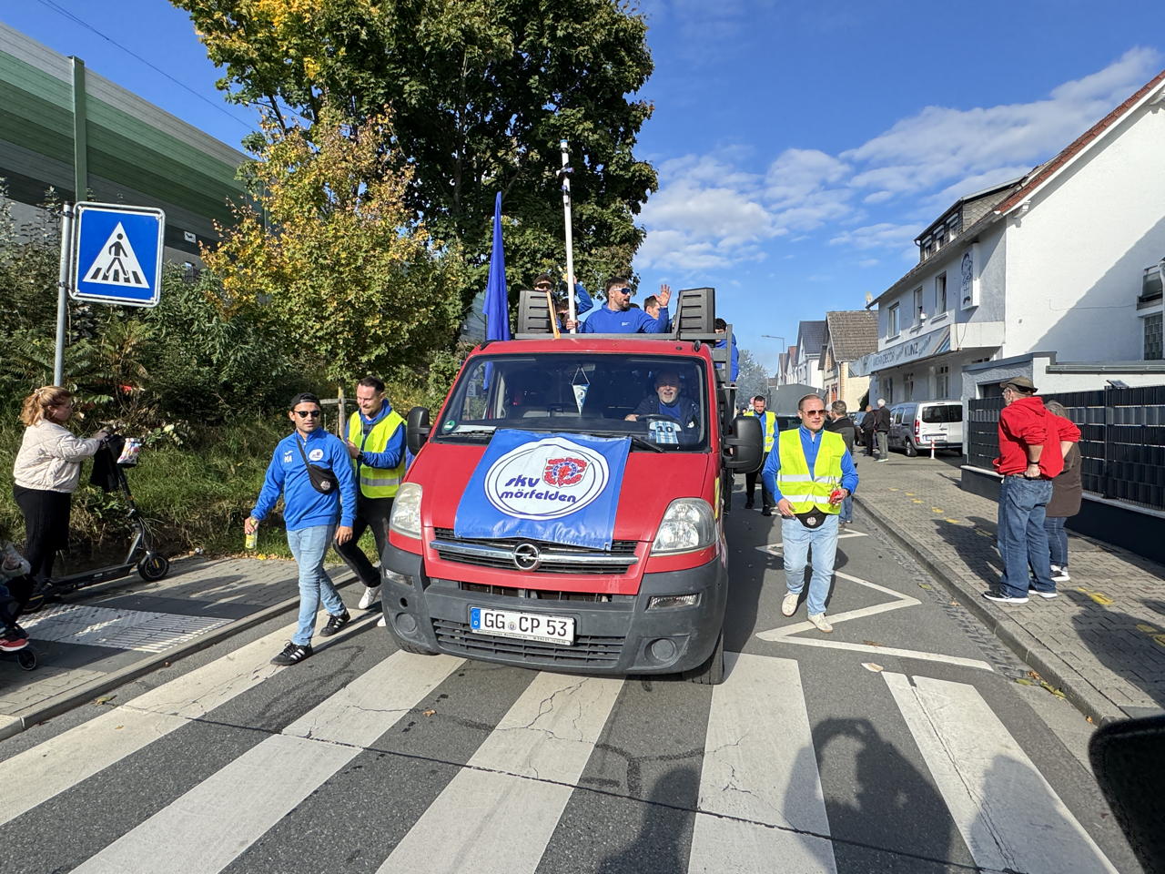 Auf zur Merfeller Kerb 2025 es ist wieder Kerwezeit mit den Merfeller Kerweborschen und der Kerweumzug durch Mörfelden