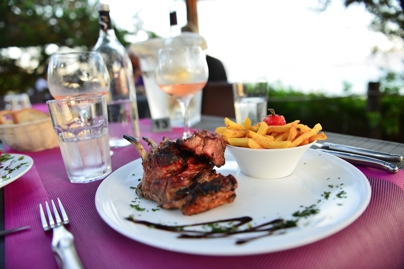 Korsika Essen und Trinken wie Gott in Frankreich