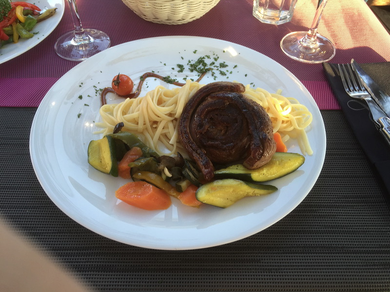 Korsika Essen und Trinken wie Gott in Frankreich