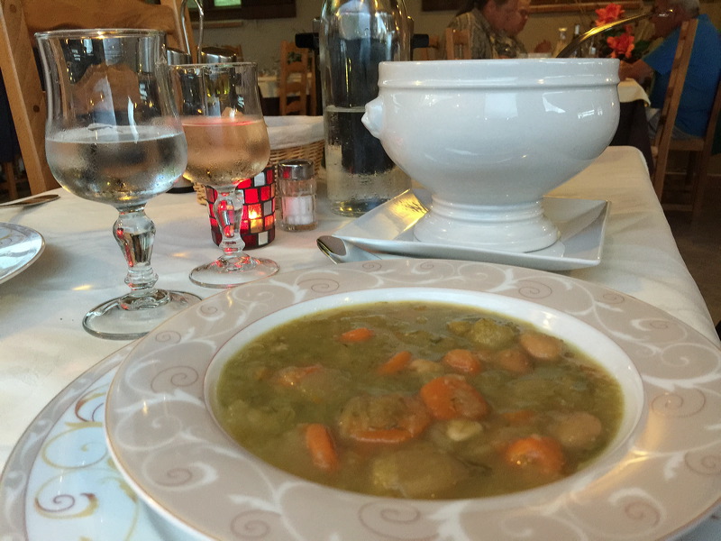 Korsika Essen und Trinken wie Gott in Frankreich