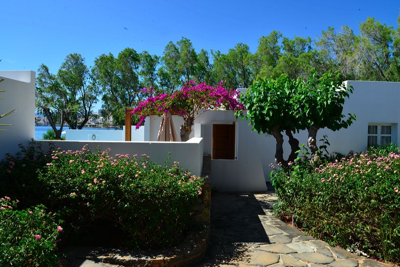 Griechenland Insel Kreta Agios Nikolaos Golf von Mirabelleo Minos Beach Art Hotel Honeymoon