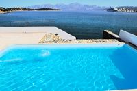 Griechenland Insel Kreta Agios Nikolaos Golf von Mirabelleo Minos Beach Art Hotel Honeymoon