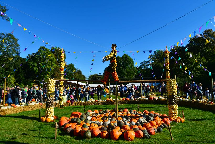 Weltgrößte Kürbisausstellung in Ludwigsburg im Blühenden Barock. Thema 2016: Manege frei im Kürbis-Zirkus!