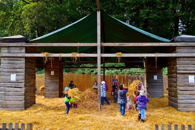 Weltgrößte Kürbisausstellung in Ludwigsburg im Blühenden Barock. Thema 2016: Manege frei im Kürbis-Zirkus!