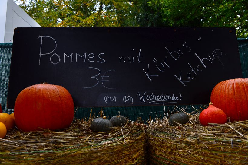 Weltgrößte Kürbisausstellung in Ludwigsburg im Blühenden Barock. Thema 2016: Manege frei im Kürbis-Zirkus!