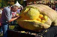 Weltgrößte Kürbisausstellung in Ludwigsburg im Blühenden Barock. Thema 2016: Manege frei im Kürbis-Zirkus!