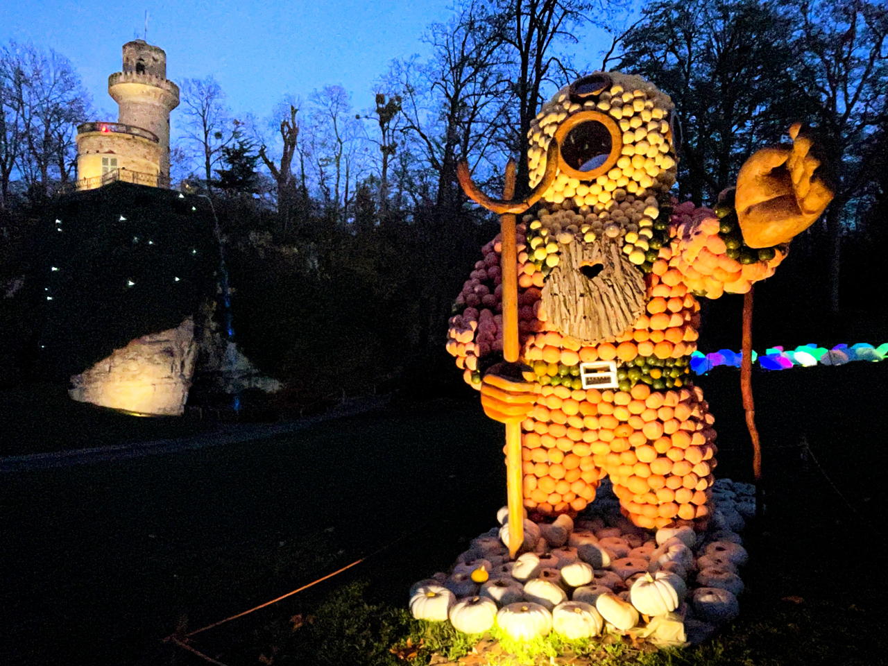 Weltgrößte Kürbisausstellung in Ludwigsburg im Blühenden Barock. Thema 2021 Unterwasser.das Kürbisspektakel mit imposanten Figuren und leuchtende Traumpfade.