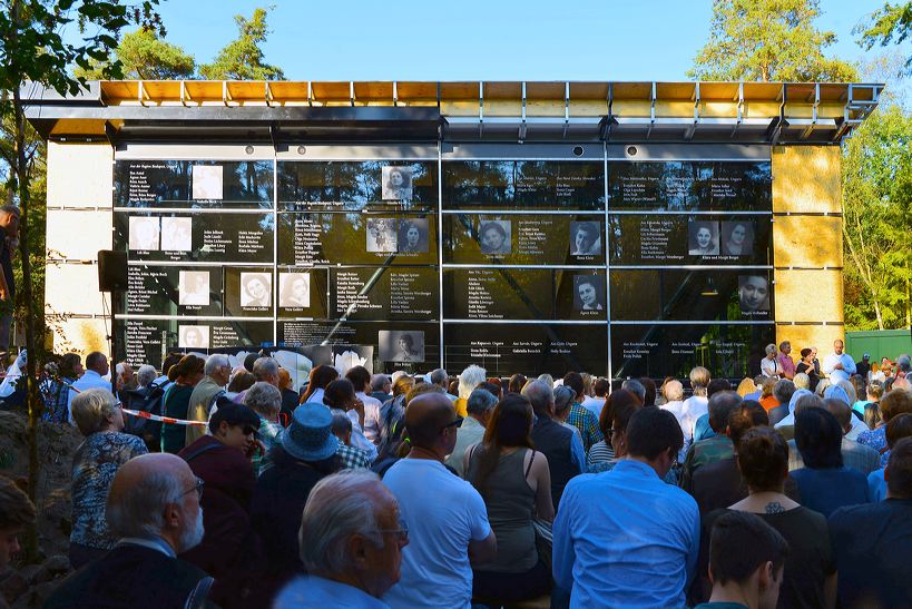 KZ-Außenlager Walldorf Gedenkstätte Einweihung  am 25.September 2016. Mit Lehrpfad um das KZ-Außenlager Geschichte des Holocaust begreifen.