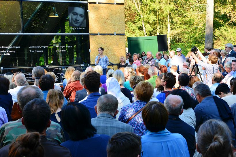 KZ-Außenlager Walldorf Gedenkstätte Einweihung  am 25.September 2016. Mit Lehrpfad um das KZ-Außenlager Geschichte des Holocaust begreifen.