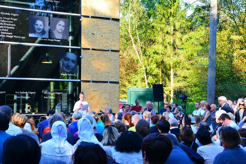 KZ-Außenlager Walldorf Gedenkstätte Einweihung  am 25.September 2016. Mit Lehrpfad um das KZ-Außenlager Geschichte des Holocaust begreifen.